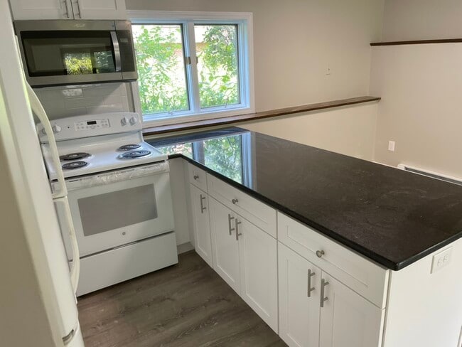 #62A - 62 Summer St Unit 62