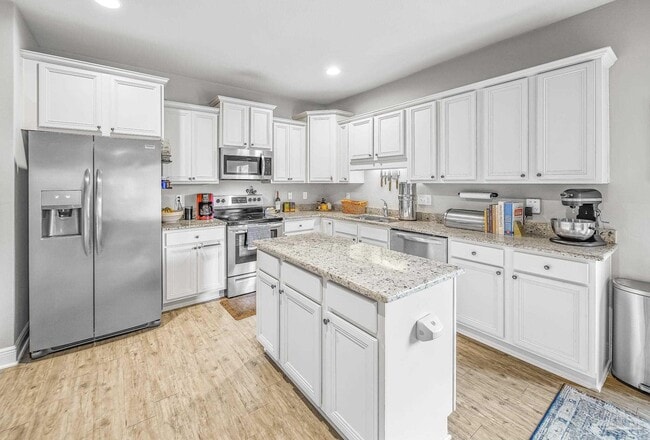 Photo - 2544 Caldwell Cir