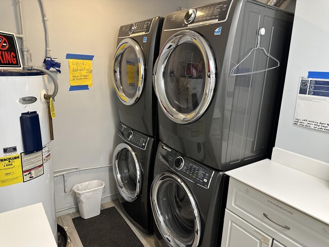 Photo - 1258 Beach Rd Unit 9 Studio