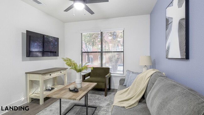 Photo - 15777 Quorum Dr Unit 1131