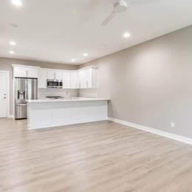 Photo - 2337 SE Sydney Ln