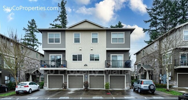Building Photo - 8712 NE Delamere Way