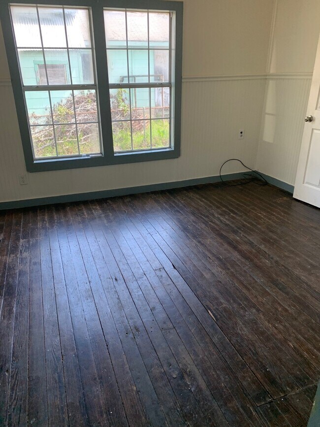 Photo - 708 Colorado St