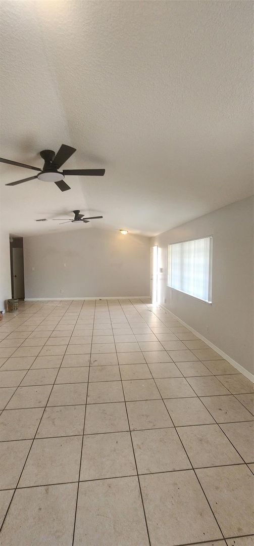 Photo - 2005 SW 99th Ave