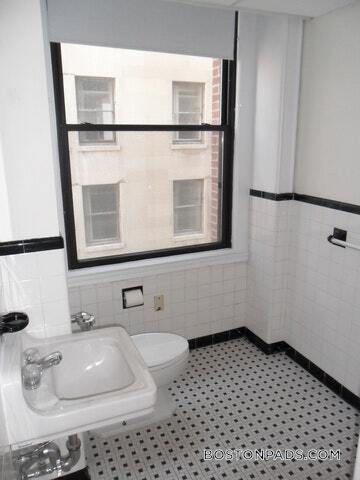 Photo - 62 Boylston St Unit 425