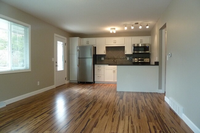 Photo - $1200.00 close to ICDT