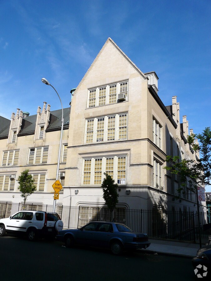 Photo - 2435-2447 Walton Ave