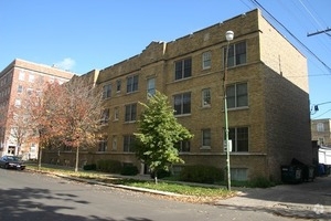 Building Photo - 4057-59 W. Melrose St. Rental