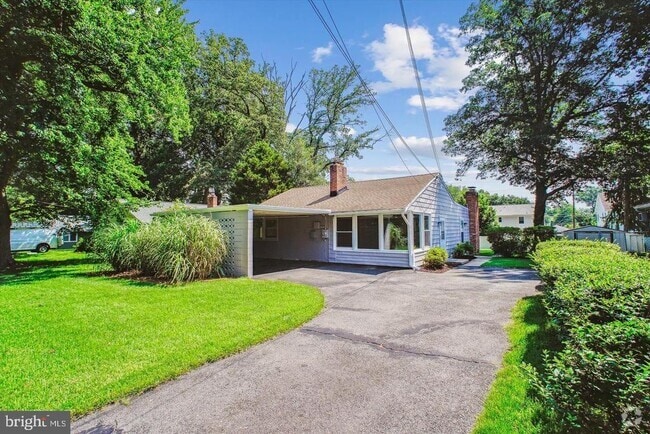 Building Photo - 3135 Manor Rd Rental