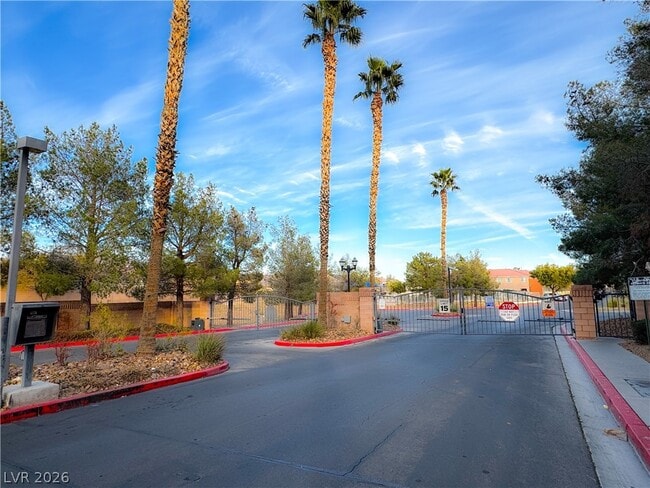 Building Photo - 5218 Rock Cabin Ct