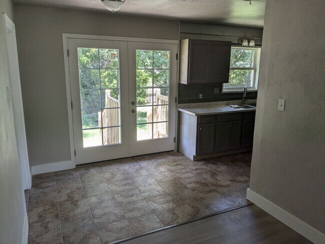 Photo - 2517 Goliad St