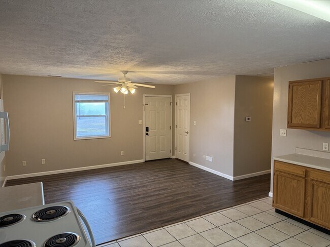 Photo - 306 N Ferne Clyffe Rd