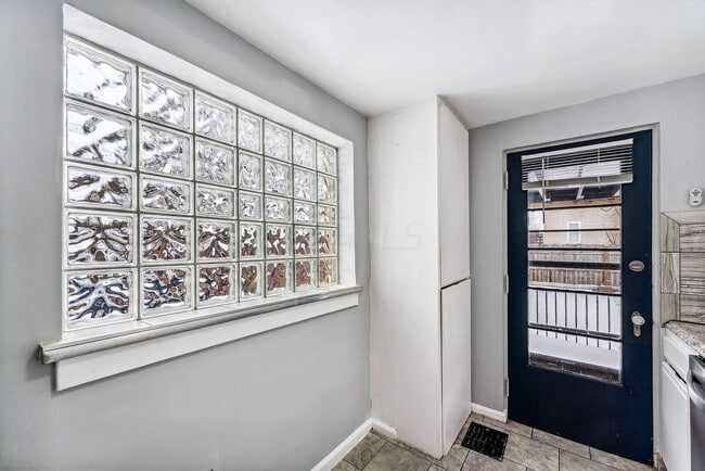 Photo - 672 Sheridan Ave