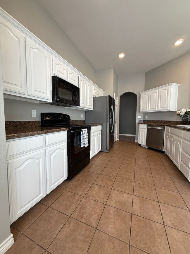 Photo - Adorable 4/2/2 located minutes from Weatherford High School