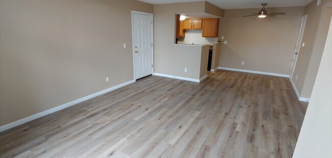 Photo - 18404 E Kepner Pl Unidad 106