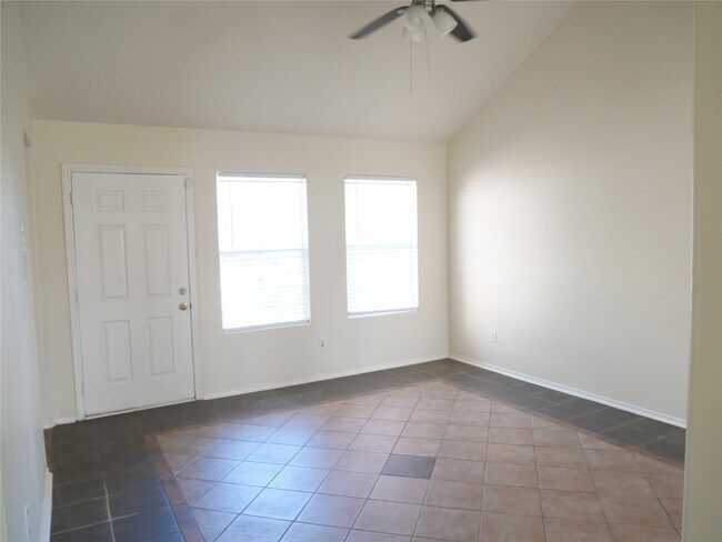 Photo - 5510 Rio Alamo St