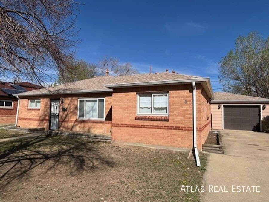 Photo - 9240 Lillian Ln