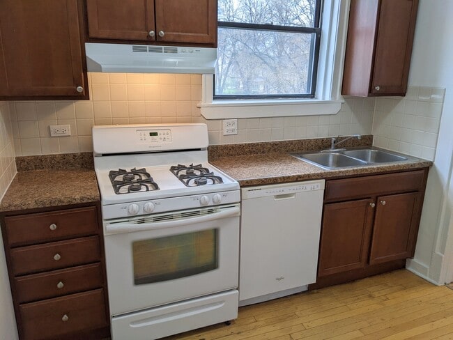 Photo - 712 Seward St Unit 12-2N