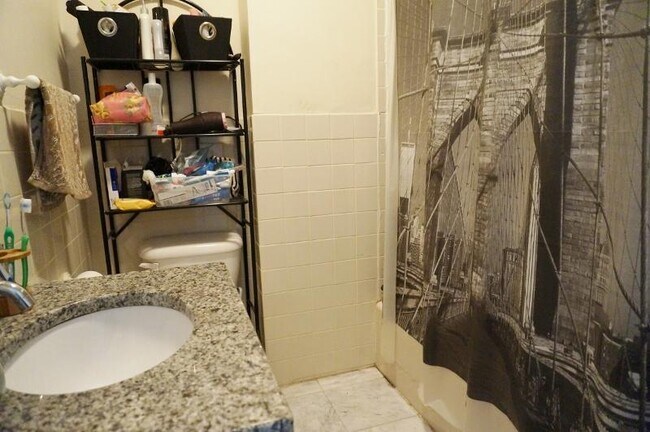 Photo - 74 Mozart St Unit 2