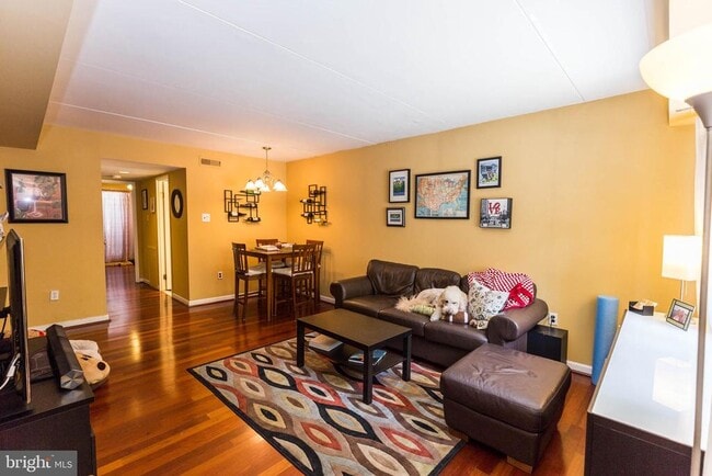 Photo - 512 S 12th St Apartment Unit A