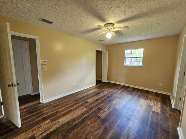Photo - 906 Virginia Ave