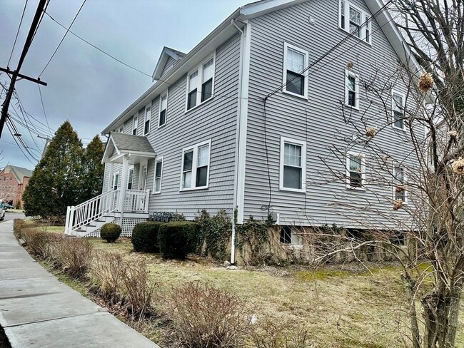 Photo - 24 Brook Rd Unit 3