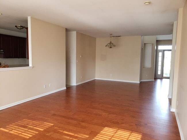 Photo - 842 Grand Haven Way