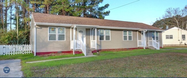 Building Photo - 2251 Onslow Dr Rental