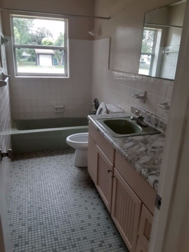 Photo - 3 Bed 1 Bath Home | Pet Friendly | Washer ...