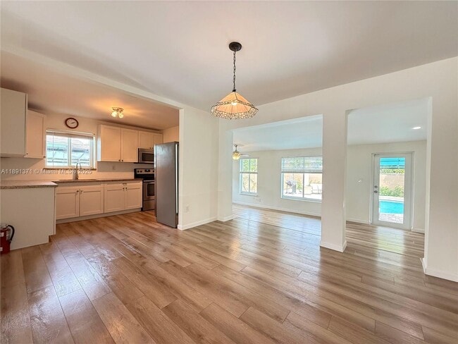 Photo - 2625 SW 67th Ave
