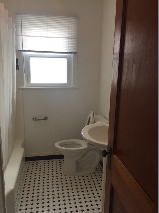 Photo - 3100 14th St