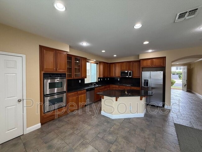 Photo - 17808 Daffodil Hill St