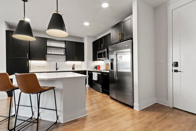 Photo - 2317 W Grace St Unidad ID1312498P