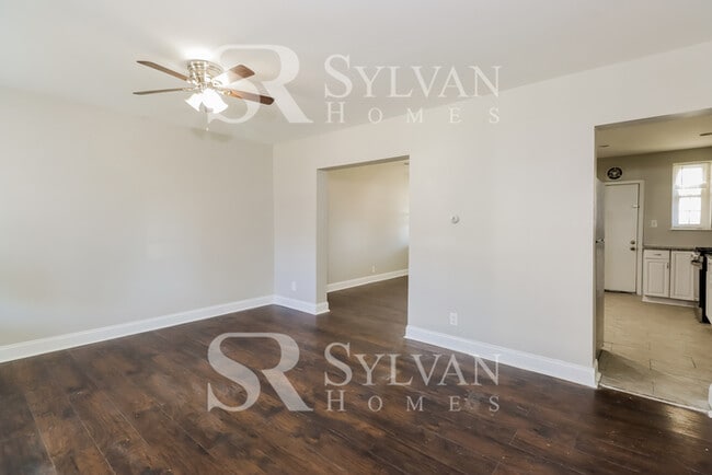 Photo - Do not miss out on the incredible opportunity