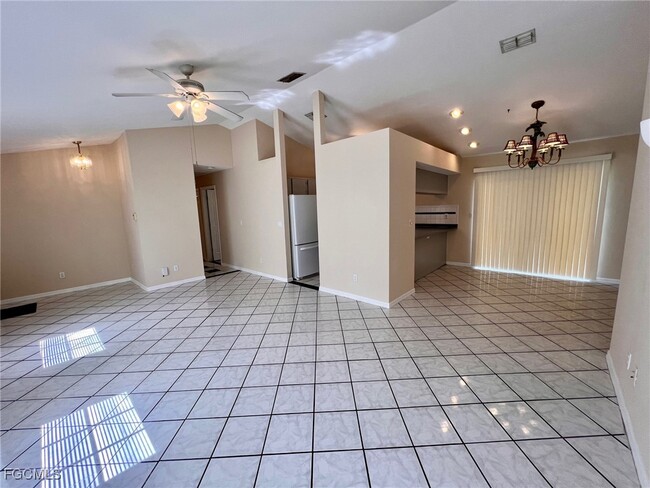 Photo - 621 SW 10th Pl