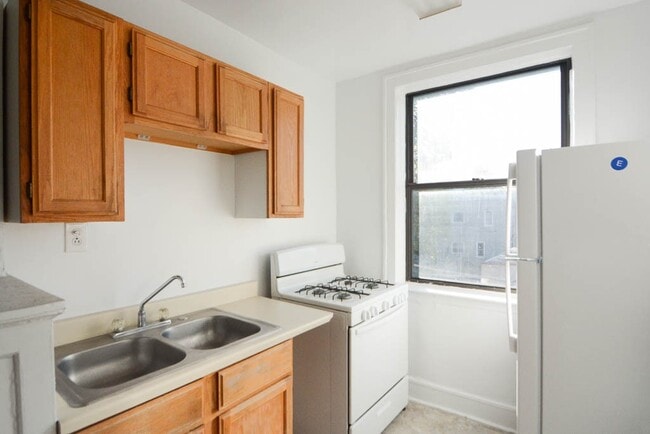 2334 N Spaulding Ave Unit B3