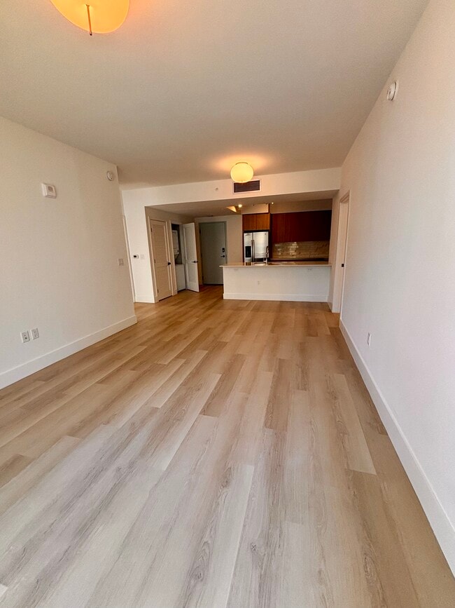 Photo - 2512 NE 181st St Unidad B2