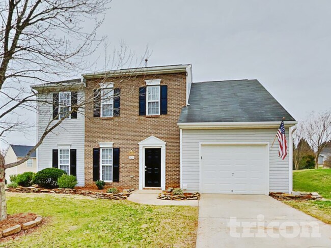 Photo - 320 Stone Meadow Dr