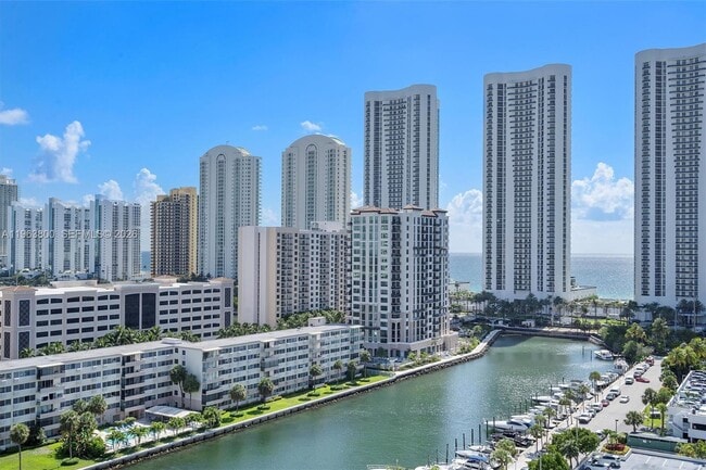 Photo - 300 Bayview Dr Unidad 1908