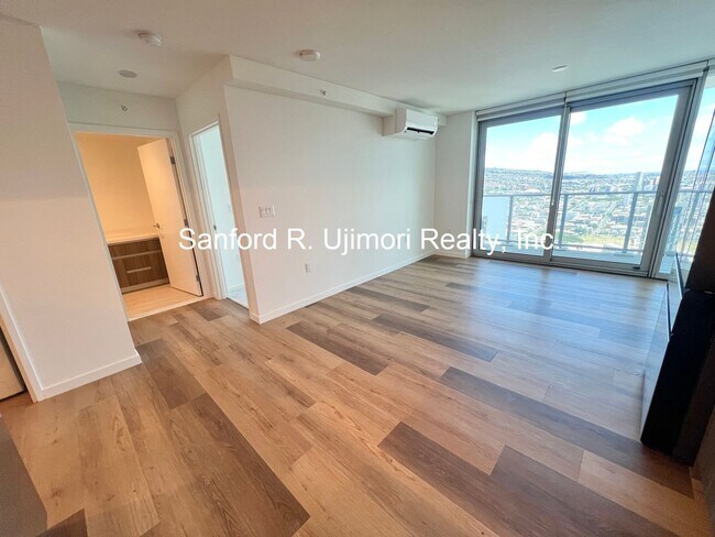 Photo - lion1515 Unit 1