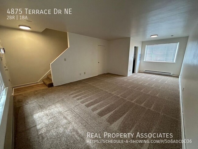 Photo - 4875 Terrace Dr NE