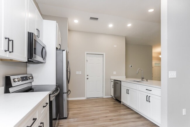 Photo - 12873 Pineway Dr