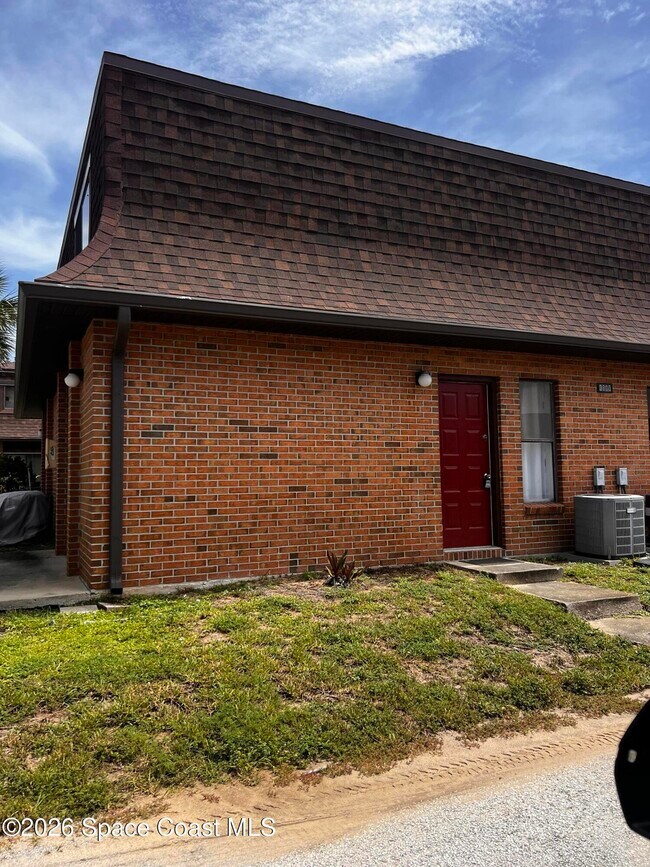Building Photo - 3816 Overlook Dr