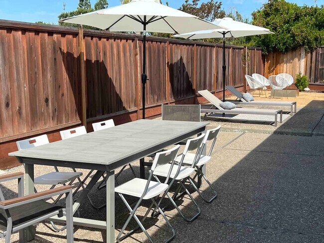 4131 Phoenix St Unidad SI ID1309731P