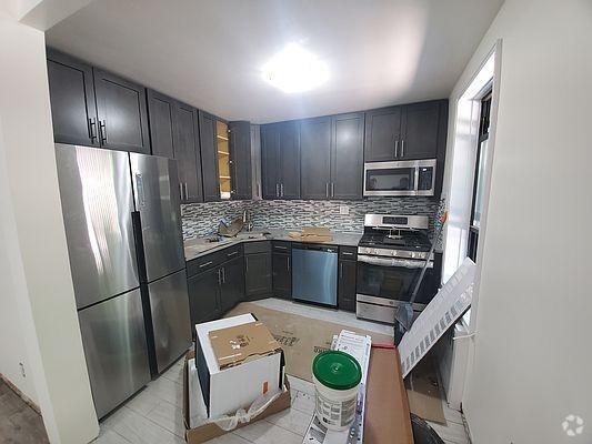 Building Photo - 1 bedroom in Bronx NY 10463 Unit 1A Rental