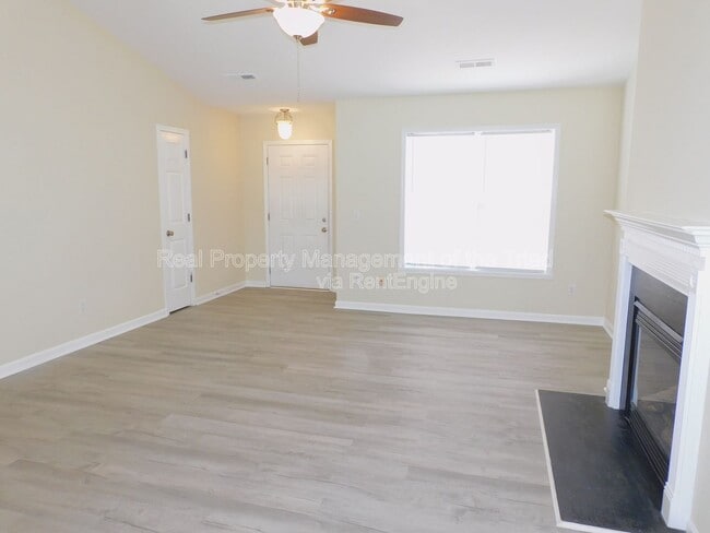 Photo - 1856 Oakhurst Park Ln