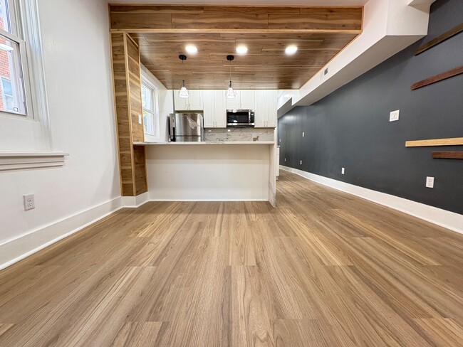 Photo - 5834 Phillips Ave Unit 1A