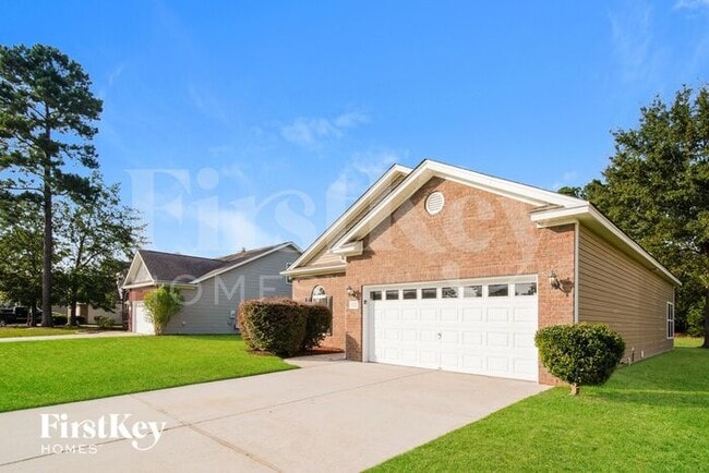 Photo - 122 Netherfield Dr
