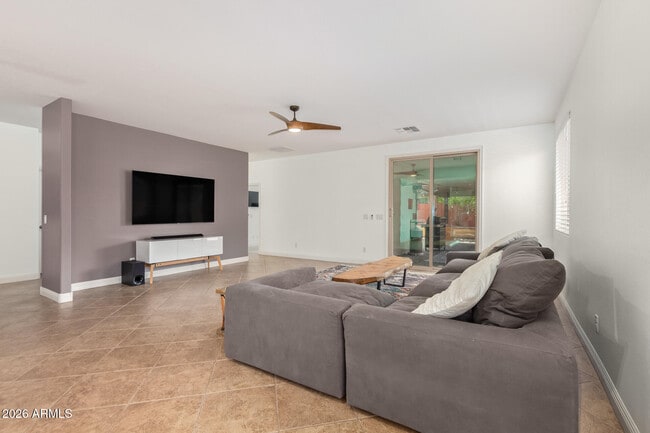 Photo - 1317 Eucalyptus Ln