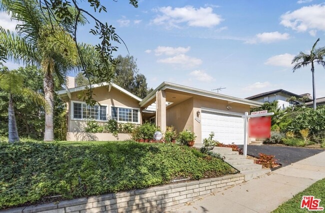 Building Photo - 2623 S Beverly Dr Rental